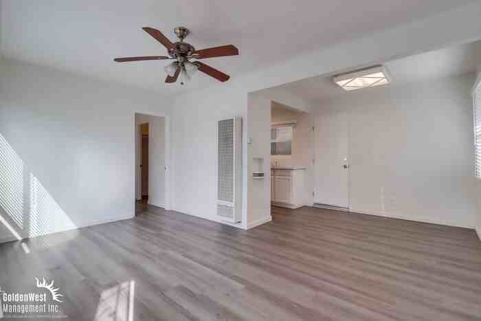 3216 Adams Ave - Photo 2 of 13