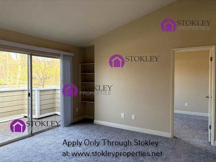 130 Reflections Dr #27 - Photo 2 of 12