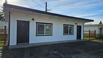 featured image of 12605 Pacific Ave S #7