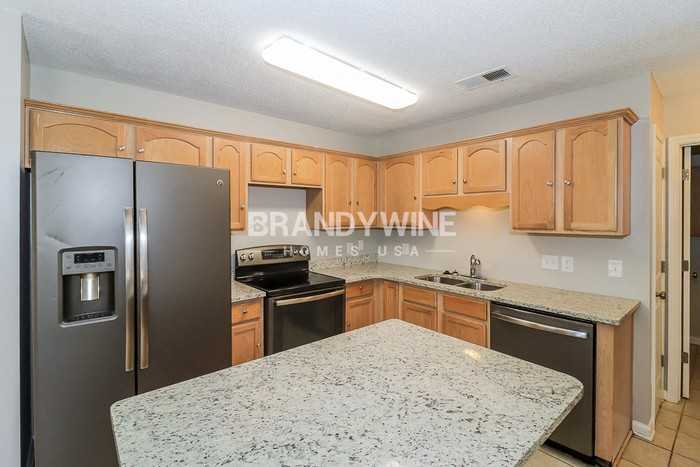 1130 Cross Wood Ln - Photo 6 of 18