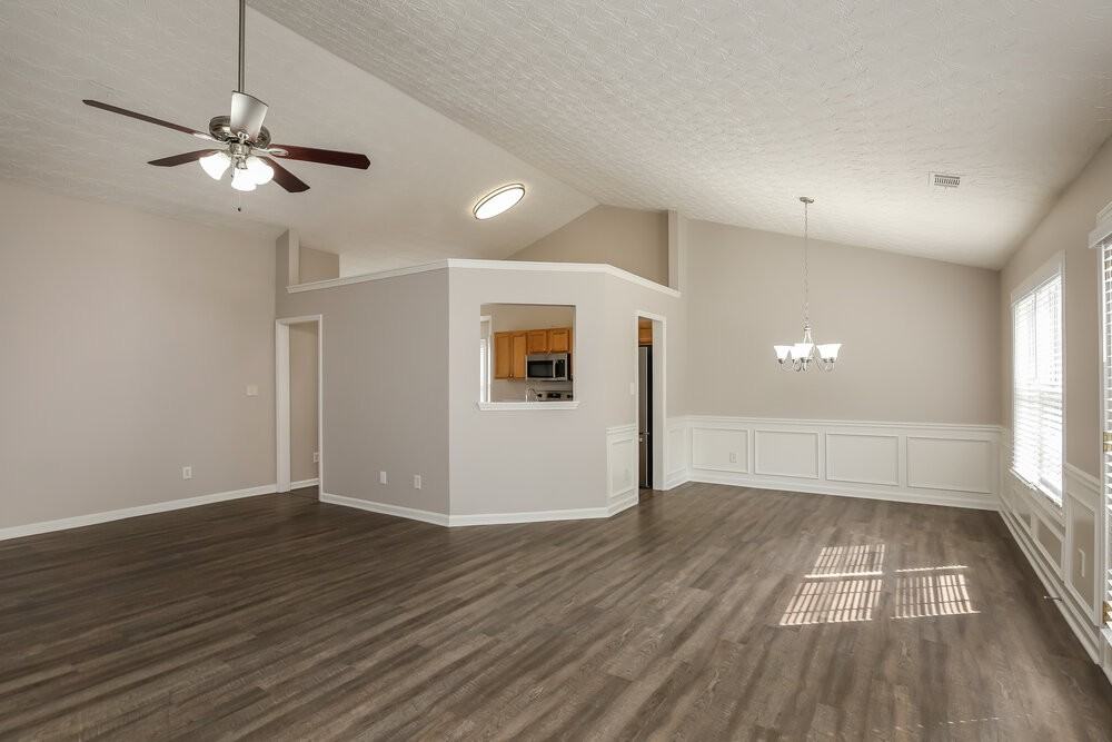 2435 Cordillo Dr - Photo 3 of 16