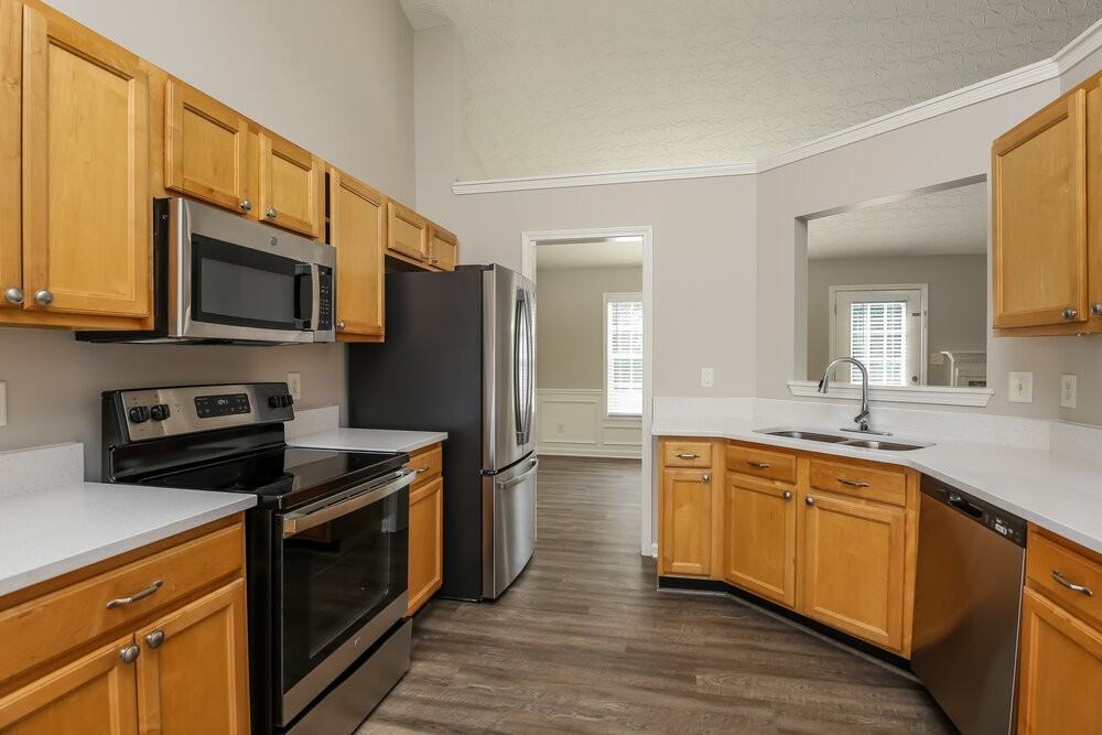 2435 Cordillo Dr - Photo 6 of 16