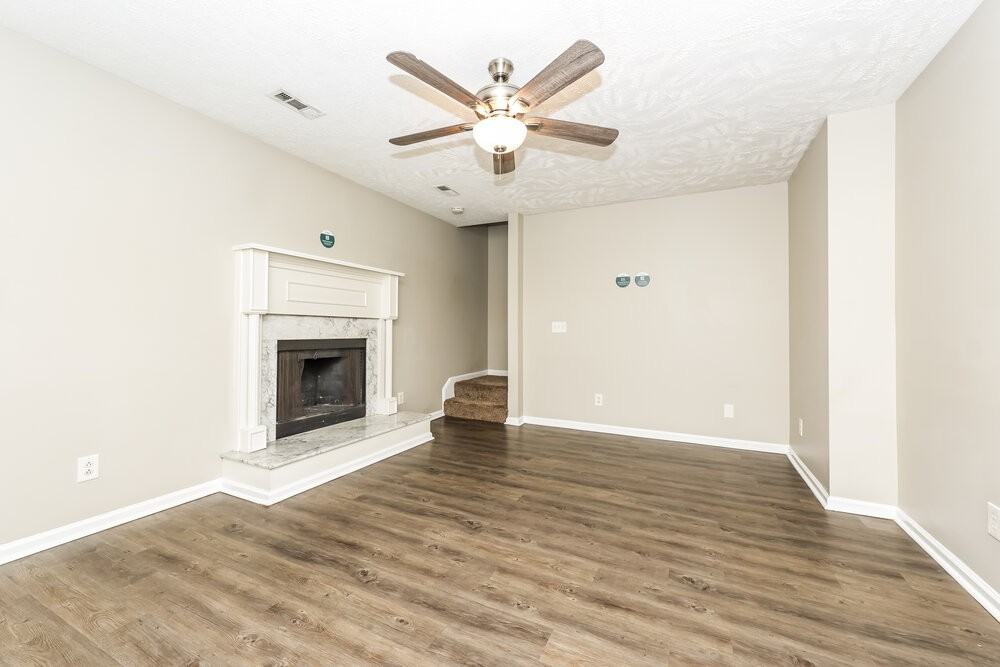 1435 Tuffnell Dr - Photo 5 of 17