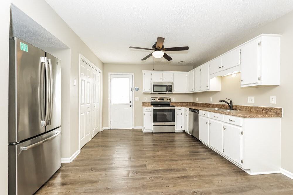 1435 Tuffnell Dr - Photo 6 of 17