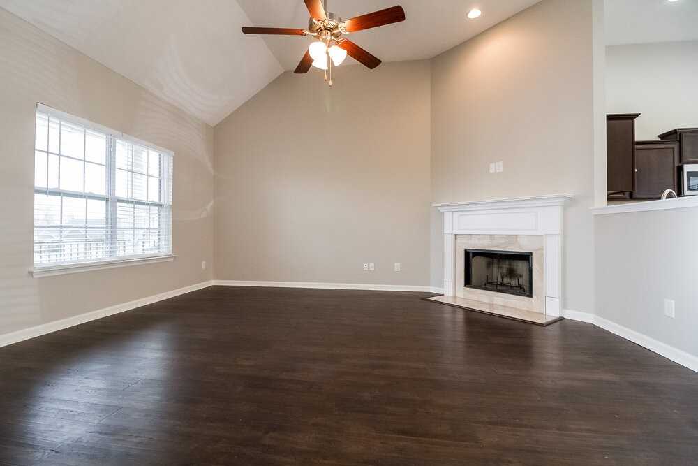 9205 Thomason Trl - Photo 2 of 15