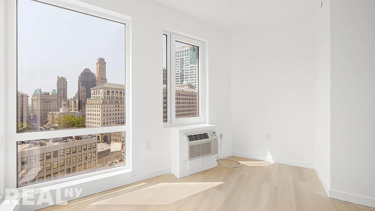 Lawrence St #1303 - Photo 5 of 20