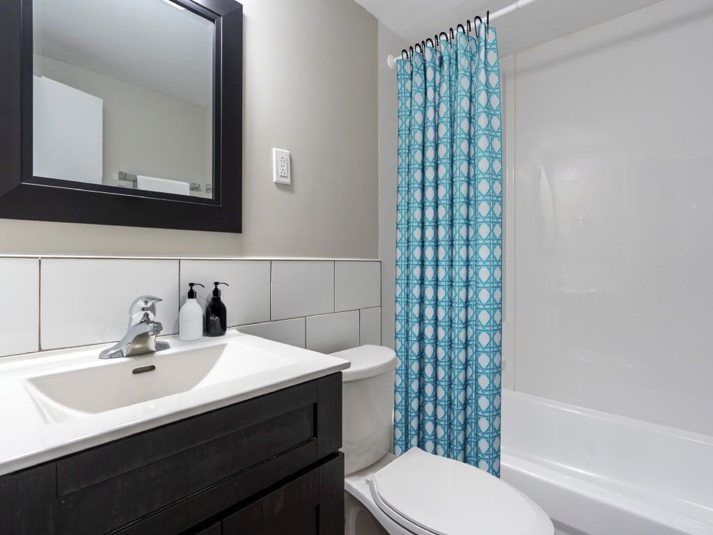 364 Grey Street - Photo 5 of 14