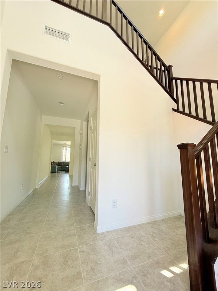 10560 Pelican Island Ave - Photo 3 of 27