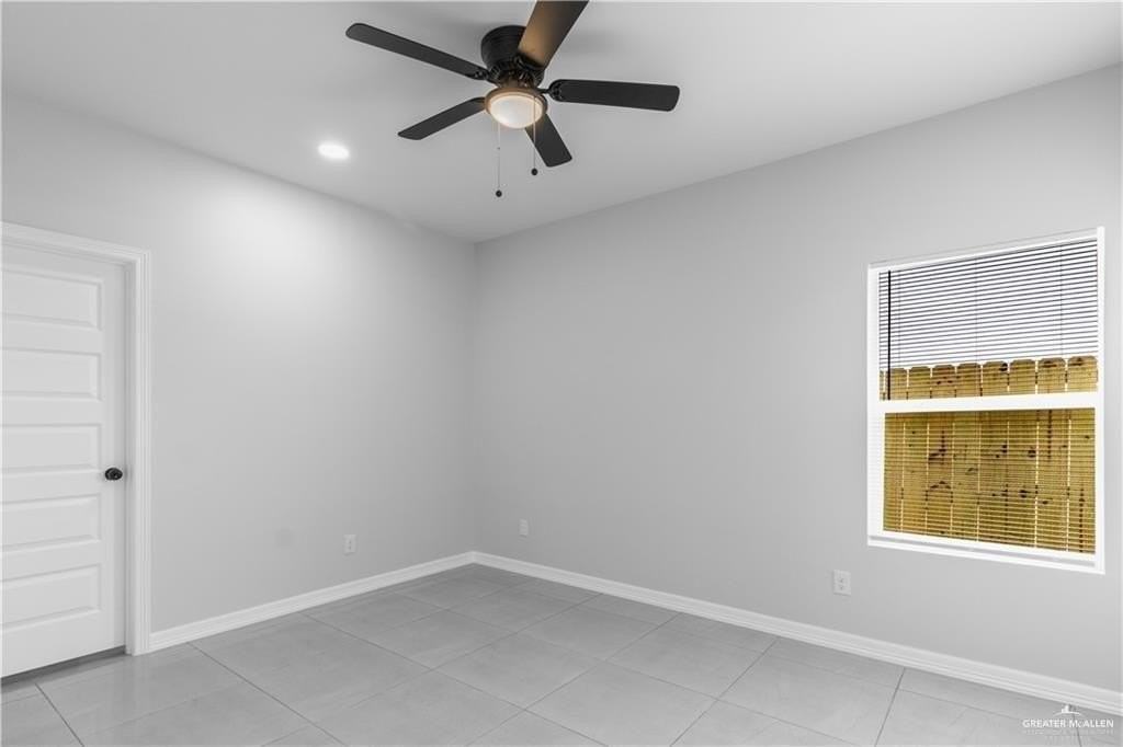 3639 N Mezcal Dr Apt 4 #4 - Photo 6 of 11