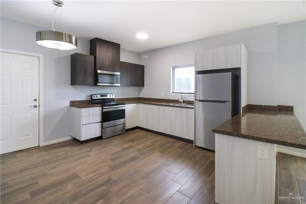 3601 Fuerte Ave Apt 1 #1 - Photo 2 of 8