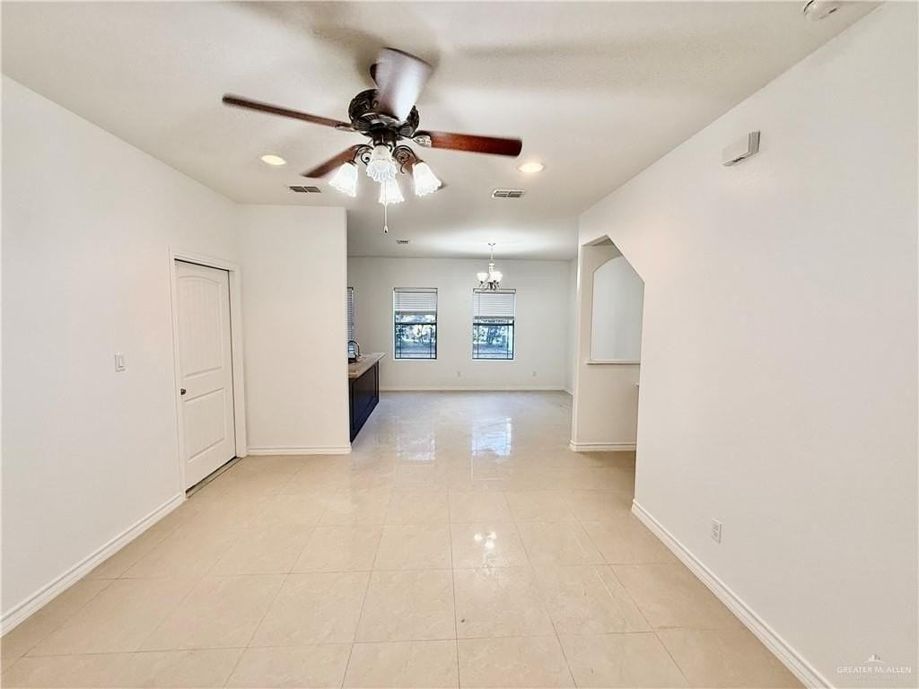 2102 Colorado St - Photo 3 of 15