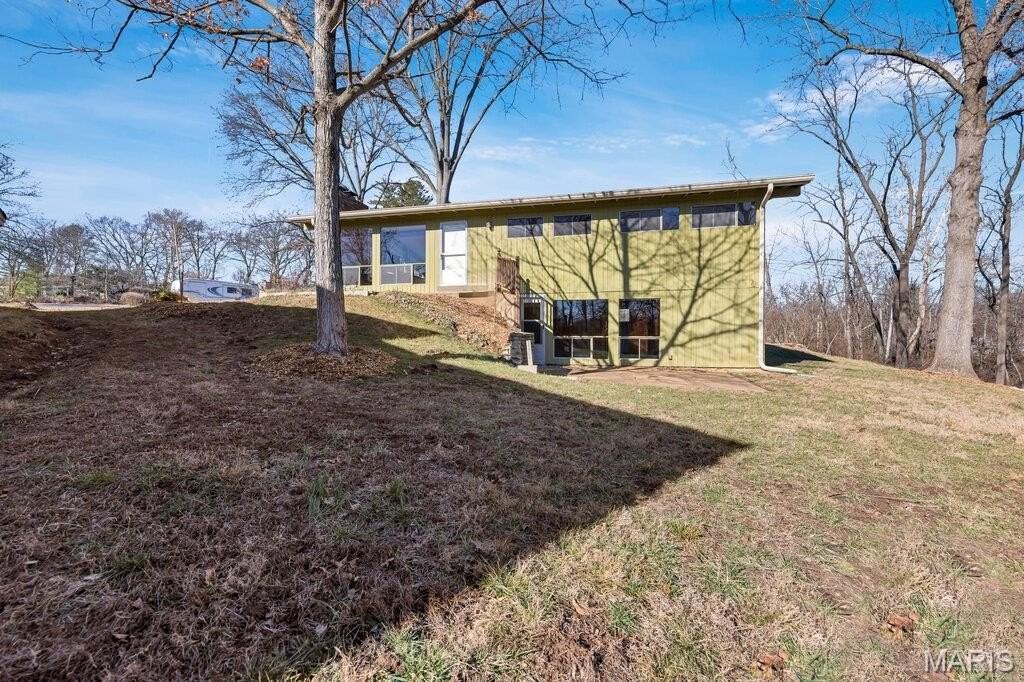 1039 Coffey Ct - Photo 4 of 28