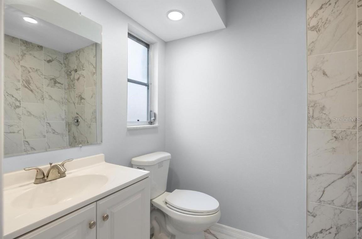 21066 Midway Blvd - Photo 5 of 24