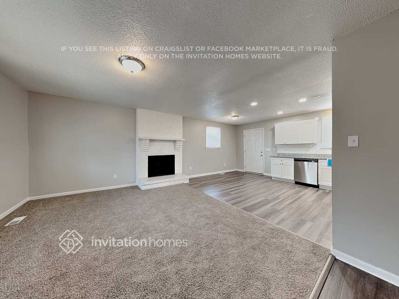 208 Ferncliff Dr - Photo 4 of 17