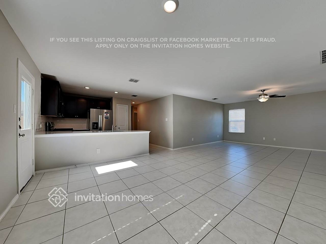 2995 Wallace Wells Ct - Photo 3 of 18