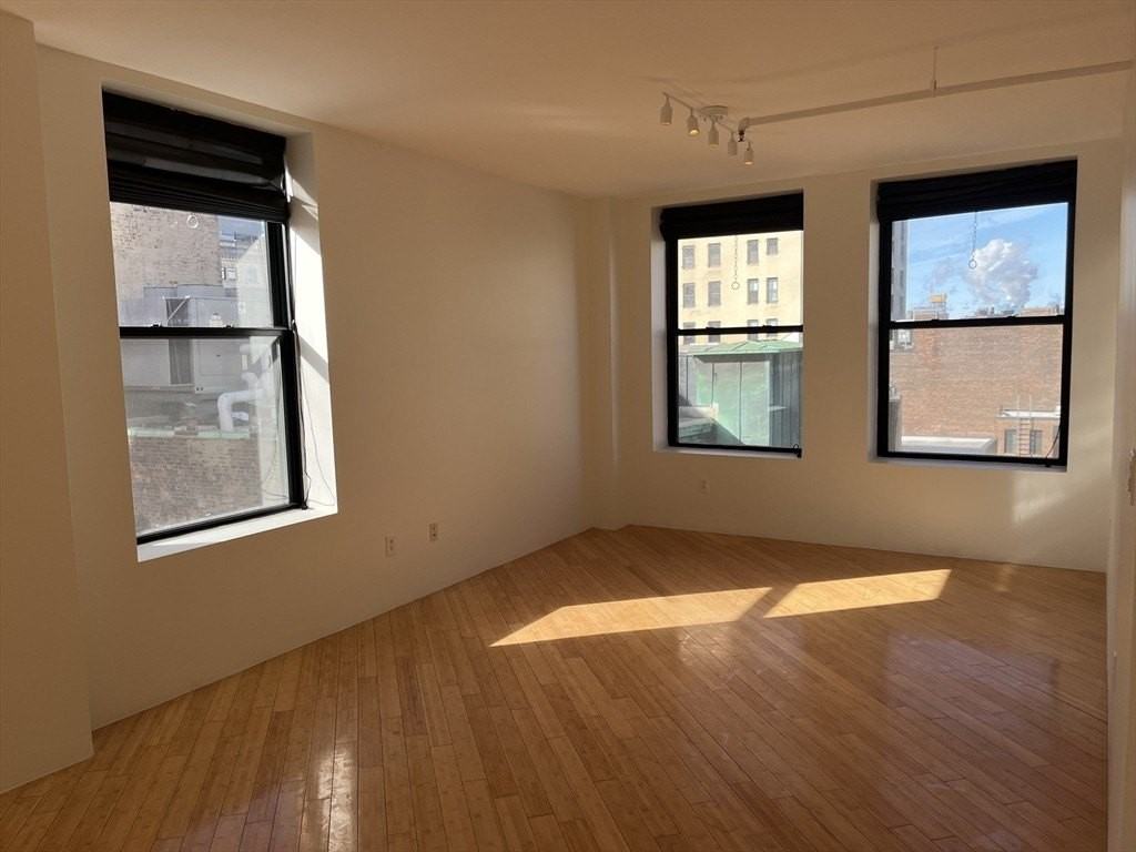 449463 Washington St Unit 7d #7D - Photo 7 of 26