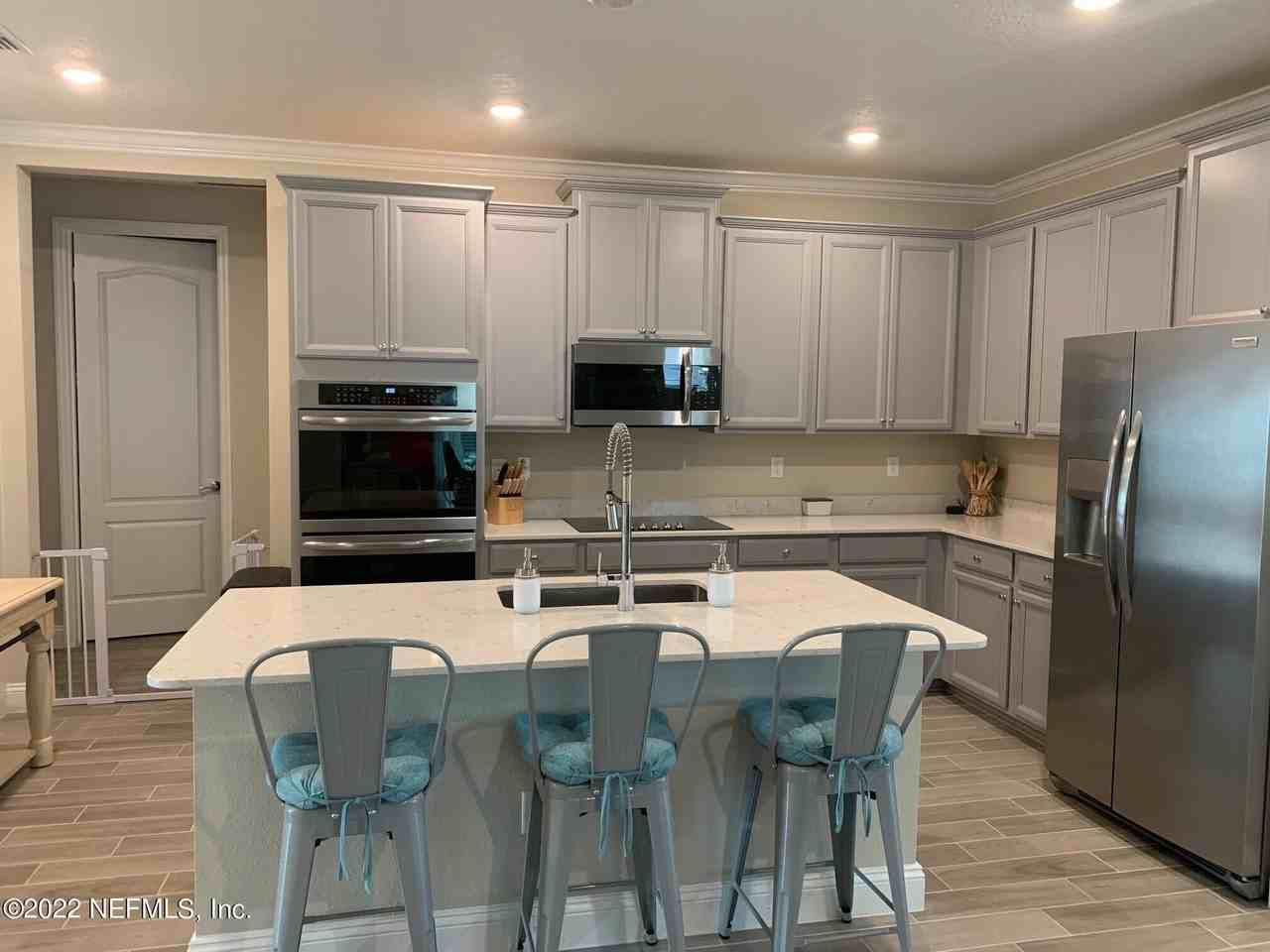 14786 Montevarchi Ct - Photo 4 of 17