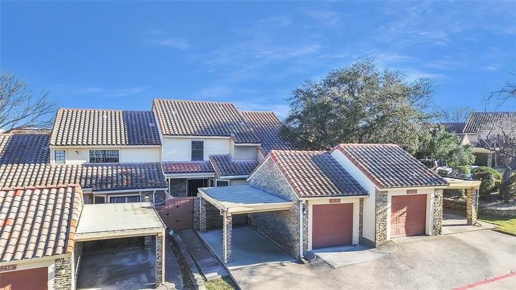 4234 Cuesta Dr - Photo 2 of 38