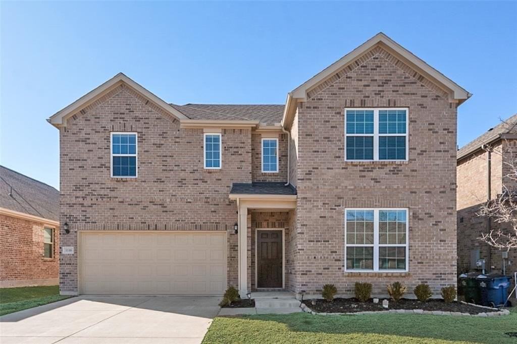 1116 Rumble Dr - Photo 2 of 33