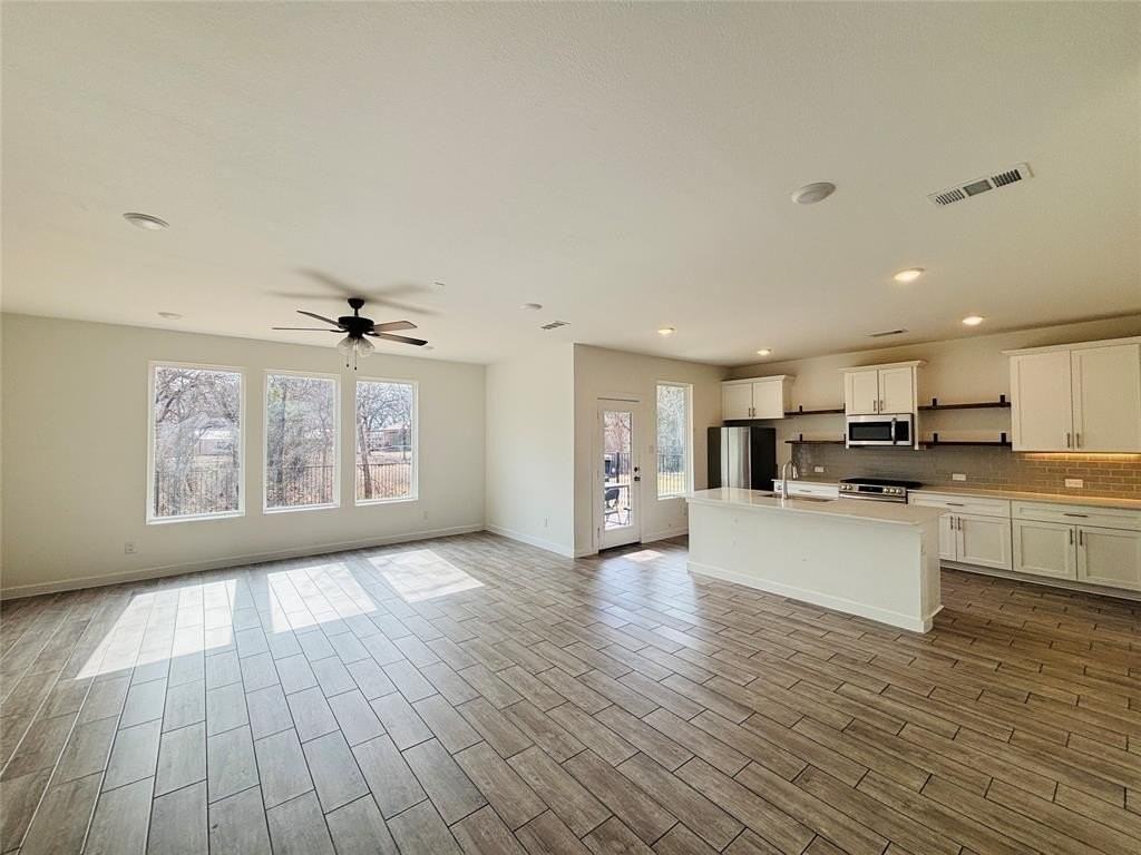 4508 Hogans Alley Dr - Photo 5 of 30