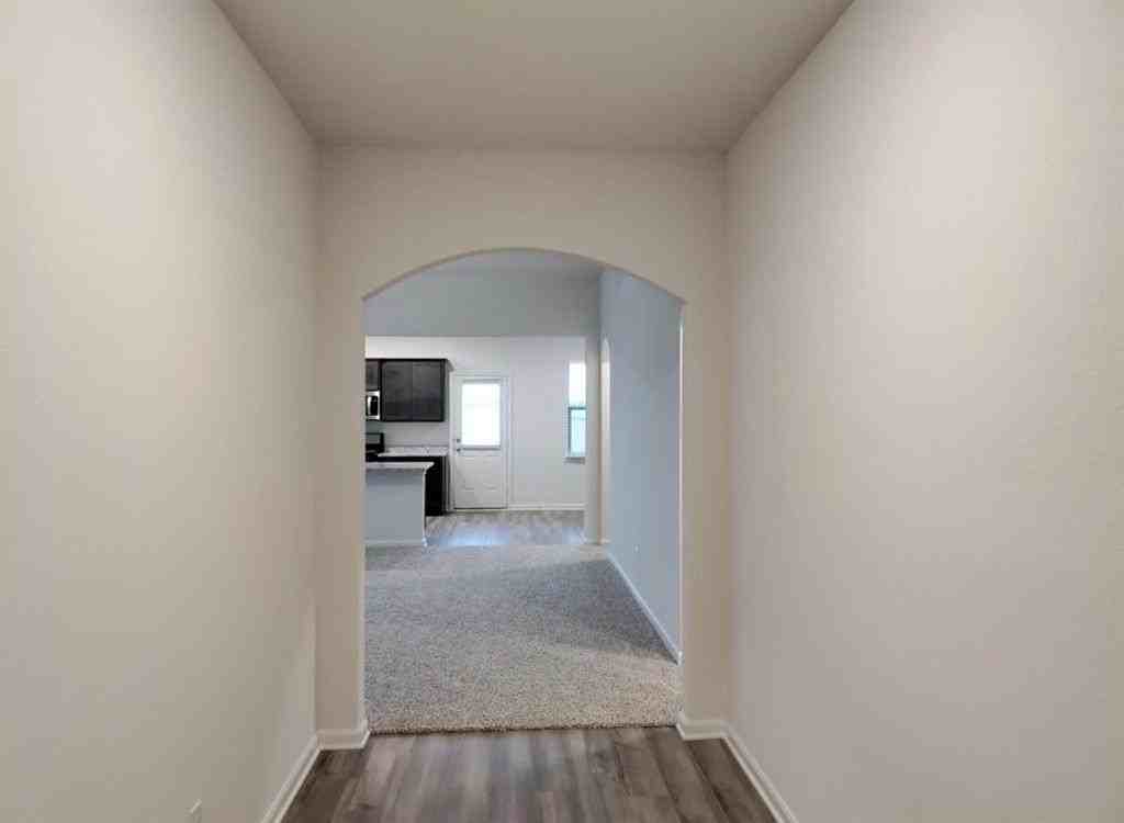 516 Micah Ln - Photo 3 of 19