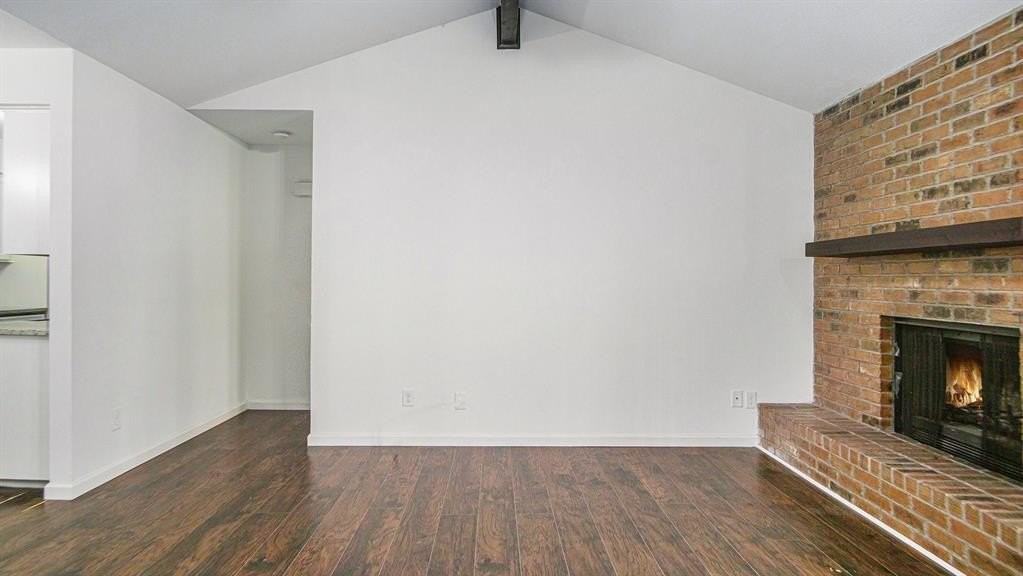 2107 Mistletoe Ave - Photo 7 of 24