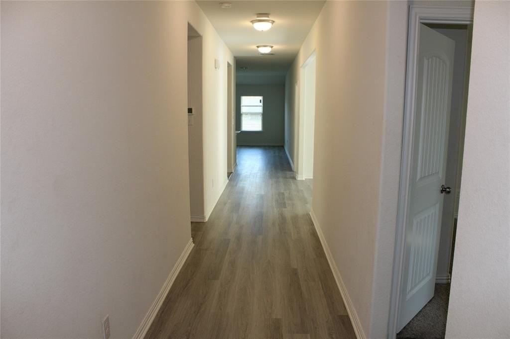 1321 Rembrandt Dr - Photo 3 of 36