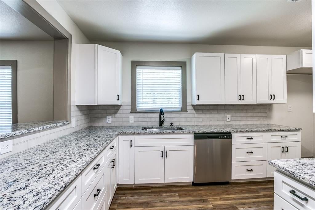 500 N Pine St - Photo 7 of 12