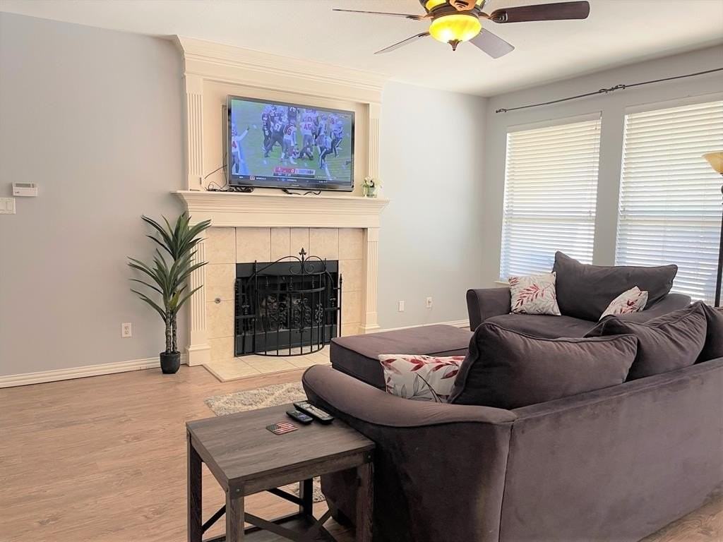 1121 Mason St - Photo 5 of 27