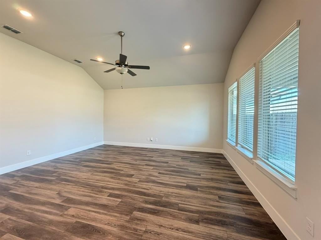 613 Taylor Dr - Photo 5 of 30