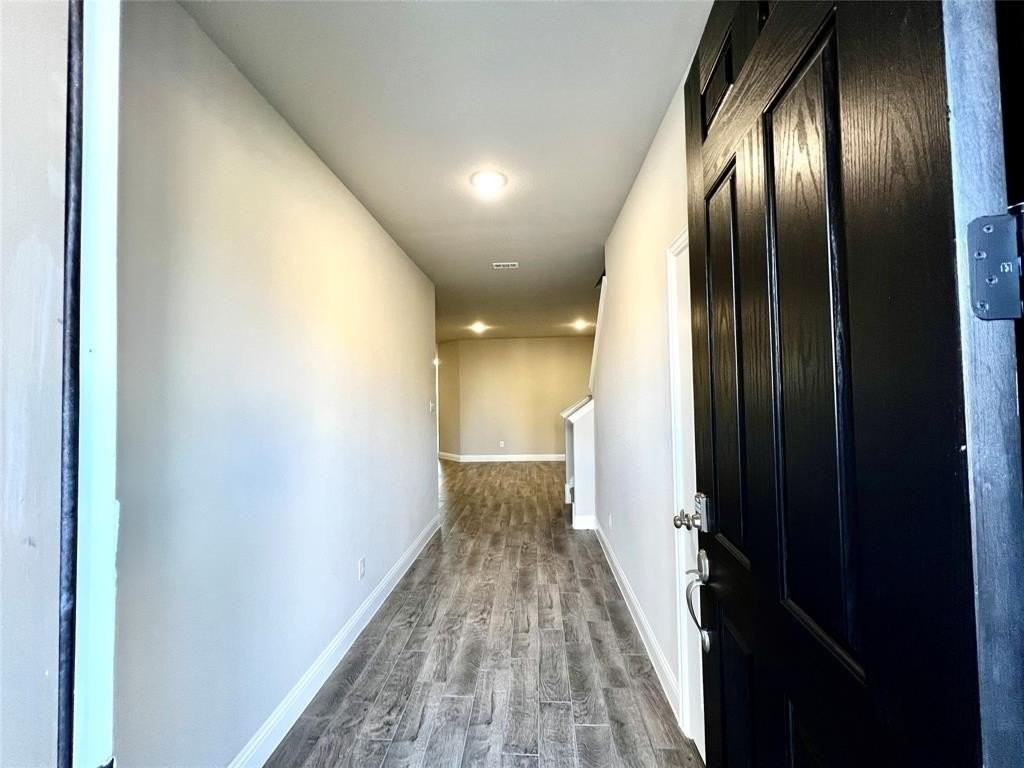 2803 Woodland Ct - Photo 2 of 30