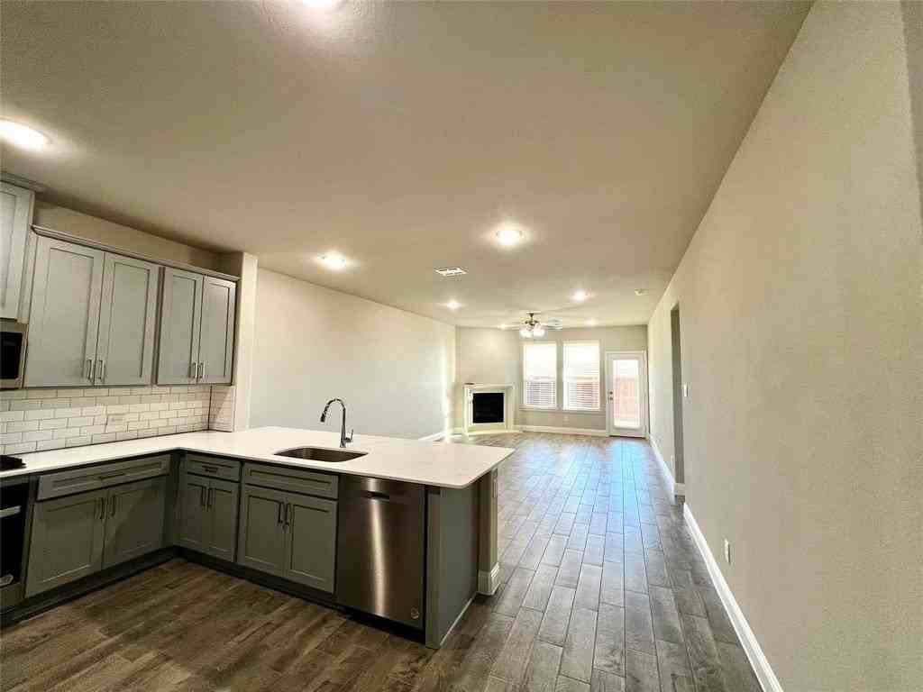 2803 Woodland Ct - Photo 4 of 30