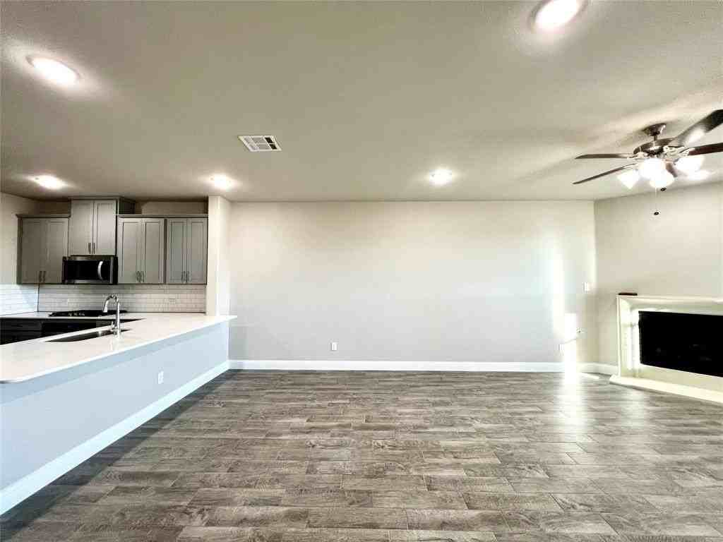 2803 Woodland Ct - Photo 5 of 30