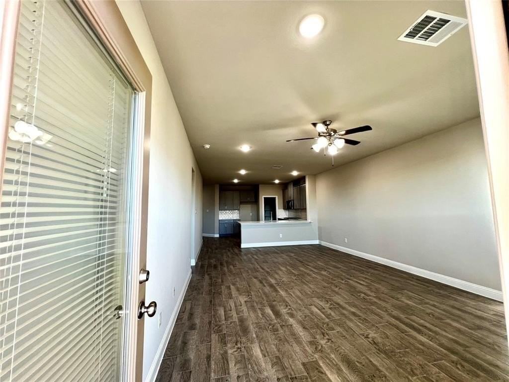 2803 Woodland Ct - Photo 6 of 30