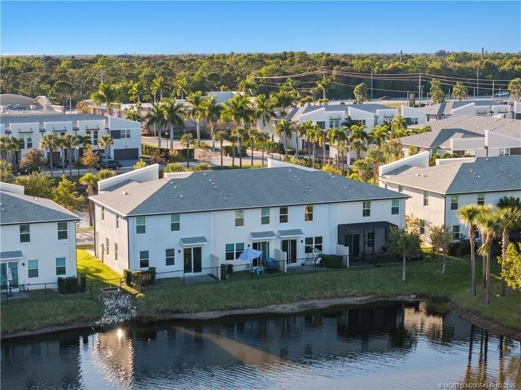 3931 Se Mentmore Ln - Photo 6 of 44