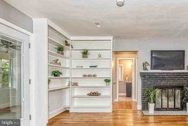 14100 Rectory Ln - Photo 5 of 9