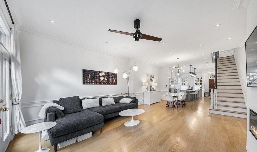 Bay St. & Davenport Rd - Photo 2 of 28