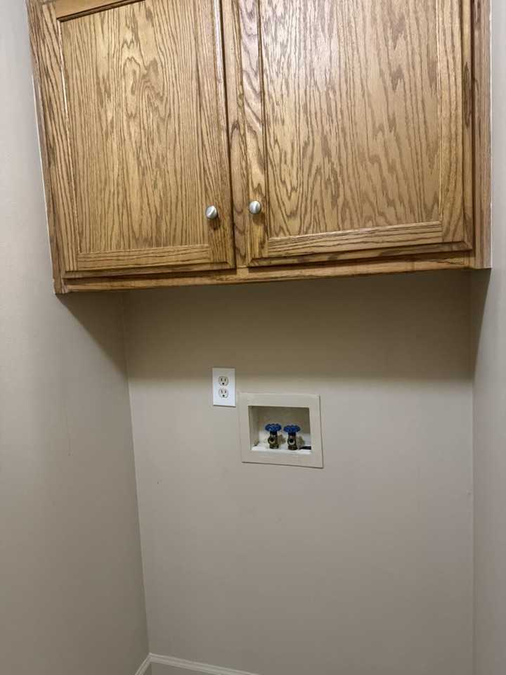 Springvale Apartments - Photo 5 of 12