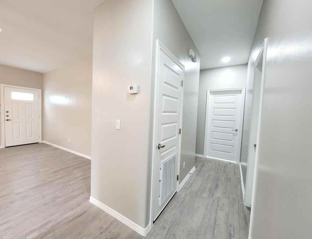 1719 Davenport St - Photo 5 of 16