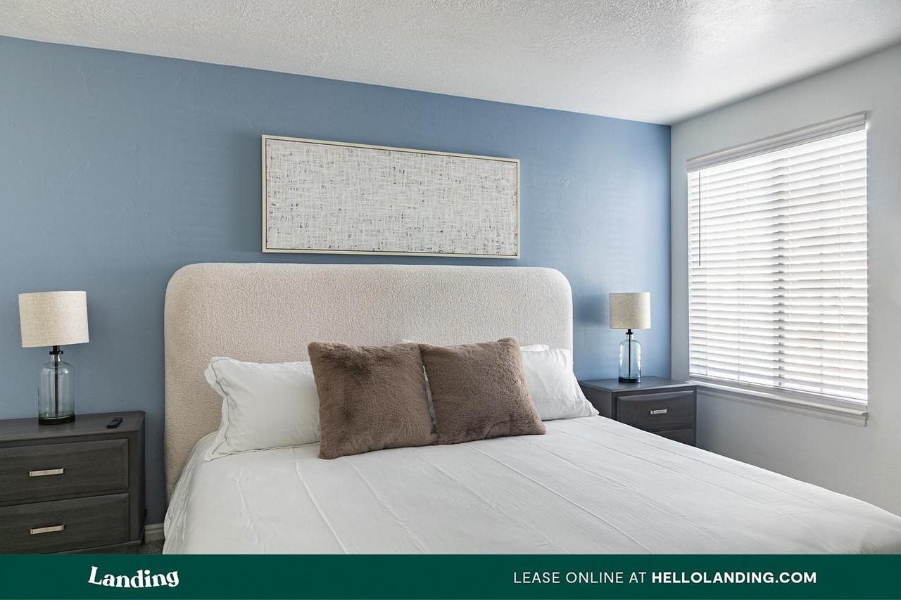 5657 West Barn Rd - Photo 2 of 50