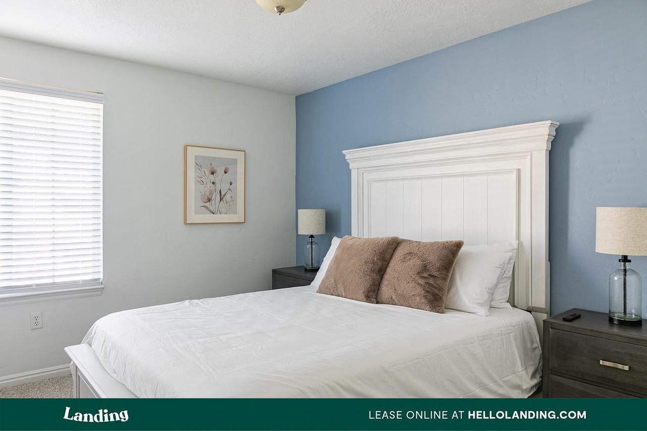 5657 West Barn Rd - Photo 3 of 50