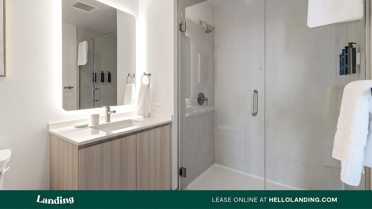 513 S Damen Ave - Photo 7 of 50