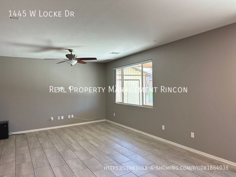 1445 W Locke Dr - Photo 7 of 26