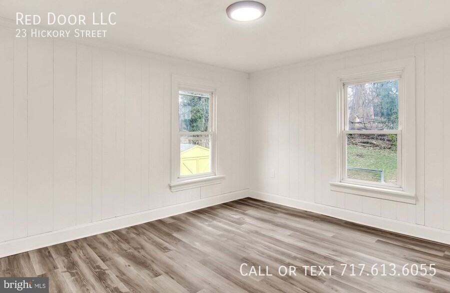 23 Hickory St - Photo 3 of 25