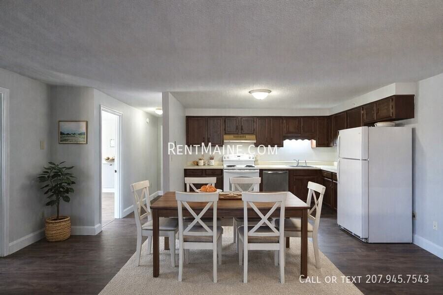 41 River Rd #D5 - Photo 3 of 22