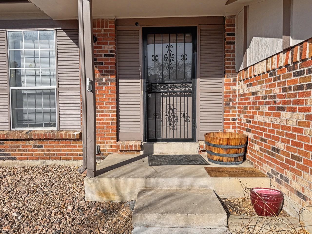 14515 E Oregon Dr - Photo 3 of 19