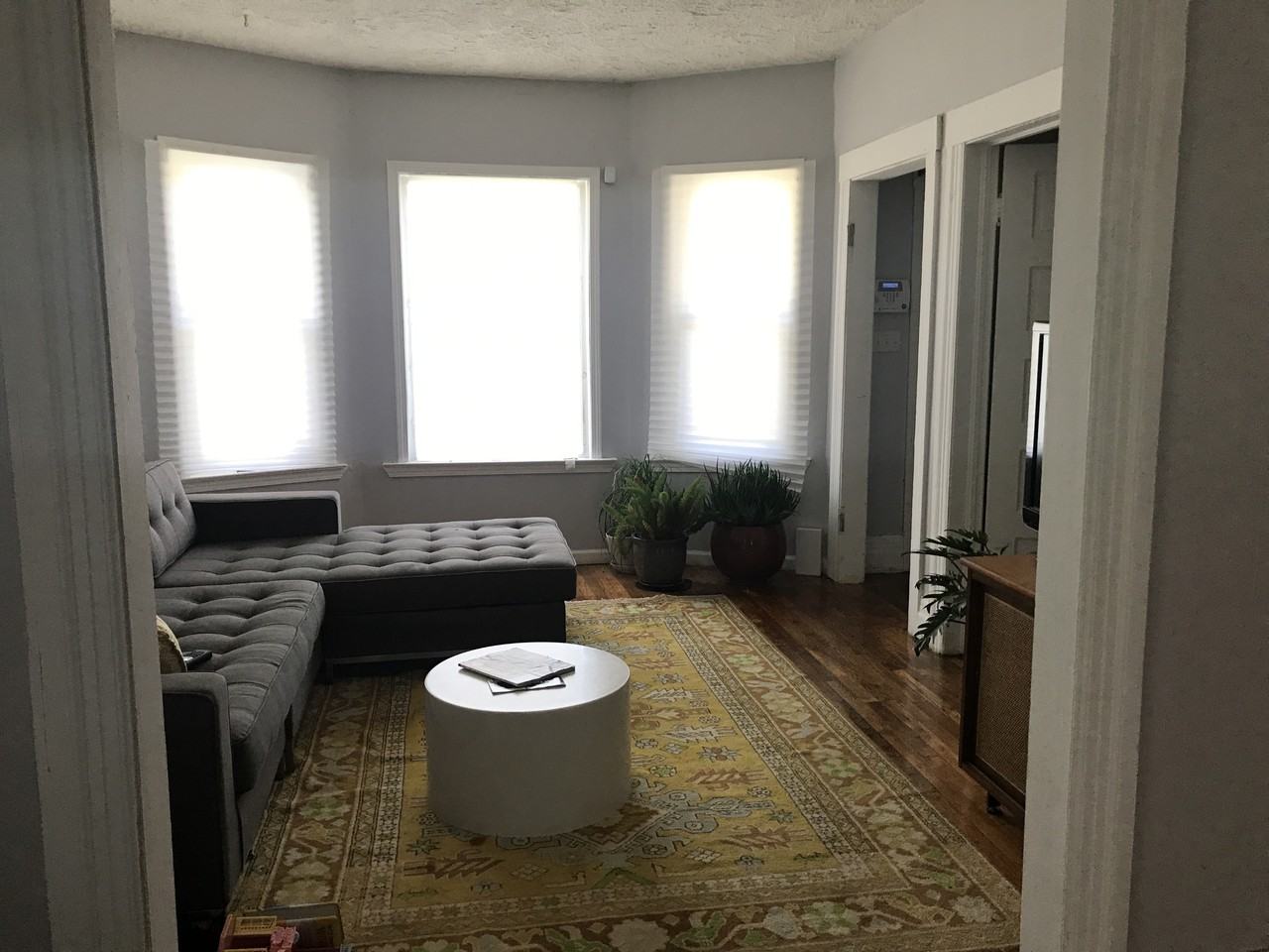 5055 Fischer St - Photo 2 of 12