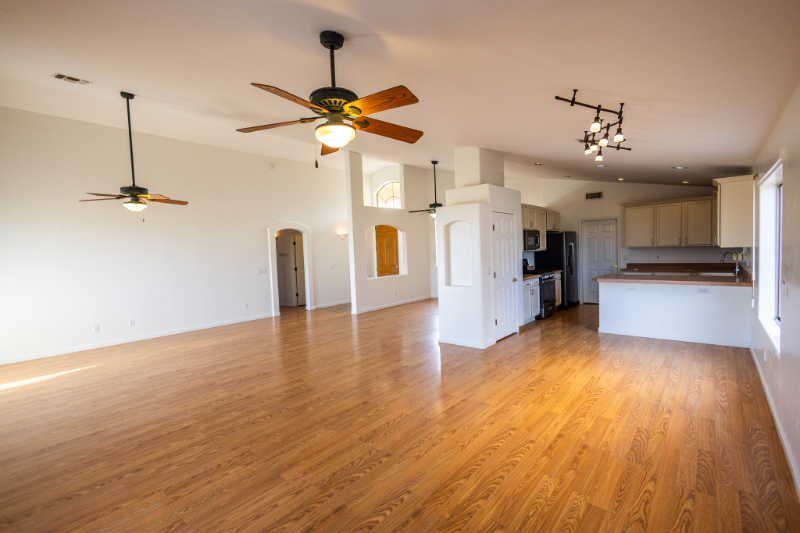 8546 N Sayante Way - Photo 2 of 27