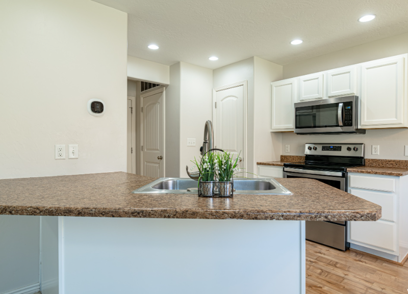 1276 Firefly Dr - Photo 6 of 20