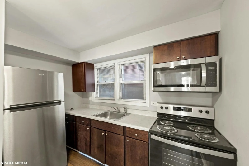 7617 S Colfax Ave #204 - Photo 6 of 15